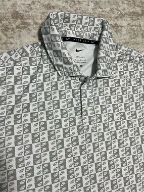 NWOT Nike White and Gray Logo-Print Dri-FIT Polo